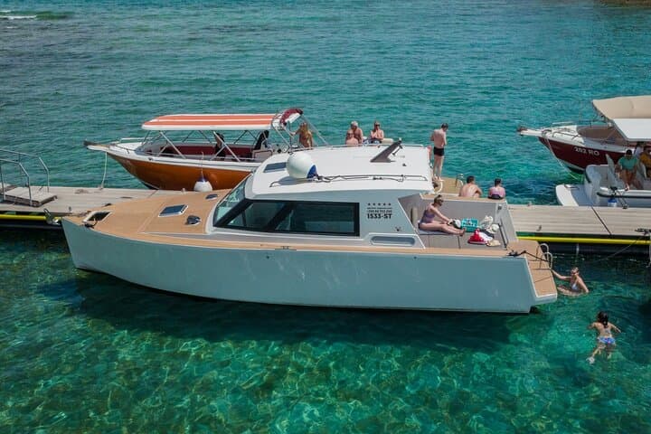 Blue Cave Full-Day Luxury Speedboat Cruise from Split to Hvar & Vis