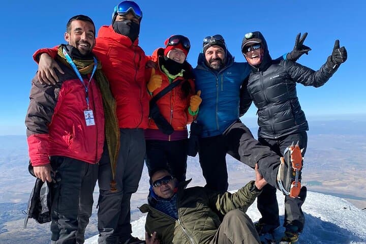 7-Day Private Mount Ararat Trek: Summit Itinerary, Logistics & Gear Guide photo 4
