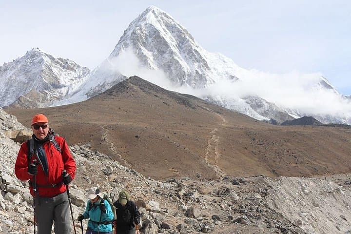 12-Day Everest Base Camp Trek: Guided High-Altitude Journey to Kala Patthar photo 4