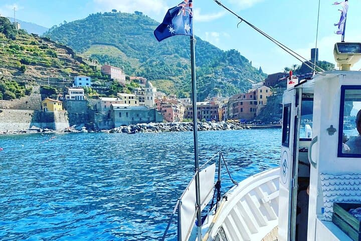 Sail Cinque Terre on a Traditional Ligurian Gozzo from Monterosso photo 6