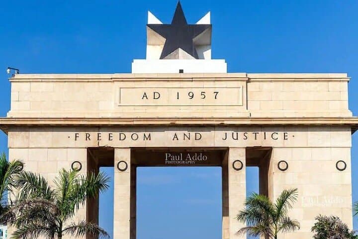 Accra Walking Day Tour with Oswald — Jamestown, Markets & Drumming photo 6