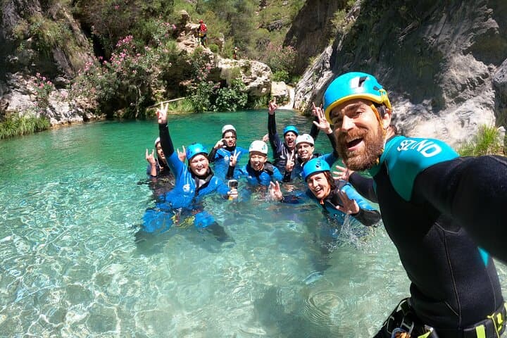 Canyoning Río Verde: Nerja to Otívar's Limestone Gorges