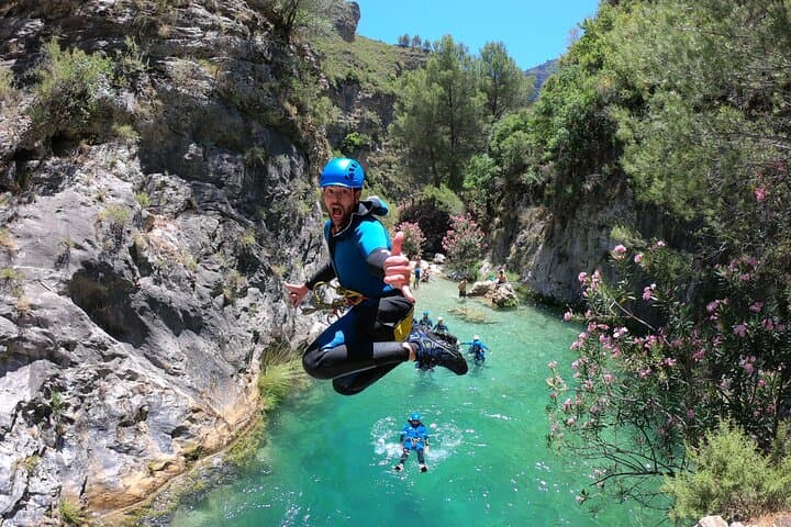 Canyoning Río Verde: Nerja to Otívar's Limestone Gorges photo 6