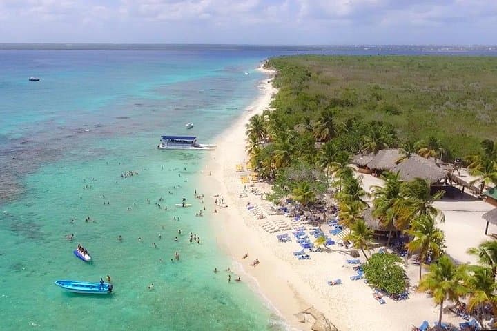 Full-Day Catalina Island Catamaran: Snorkel & Altos de Chavon from Punta Cana photo 3