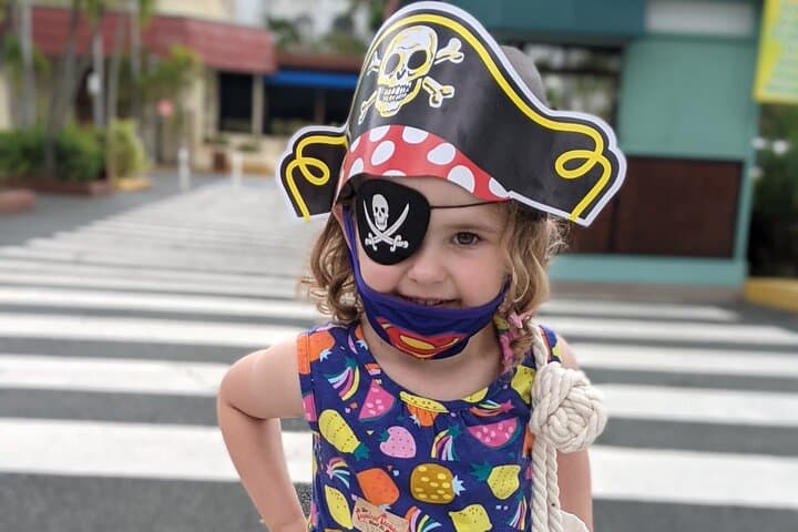 Tropical Treasure Hunt in St. Thomas: Museum Clues and Beach Dig Adventure photo 4