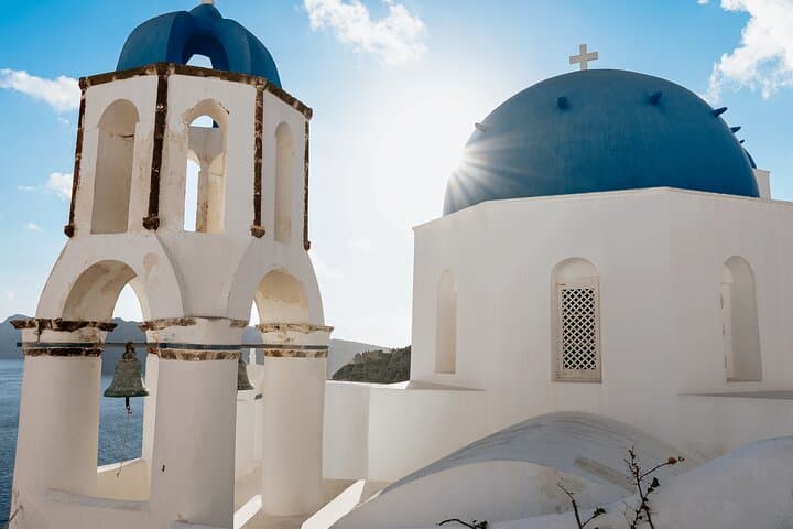Santorini Private Full-Day: Oia, Akrotiri & Red Beach