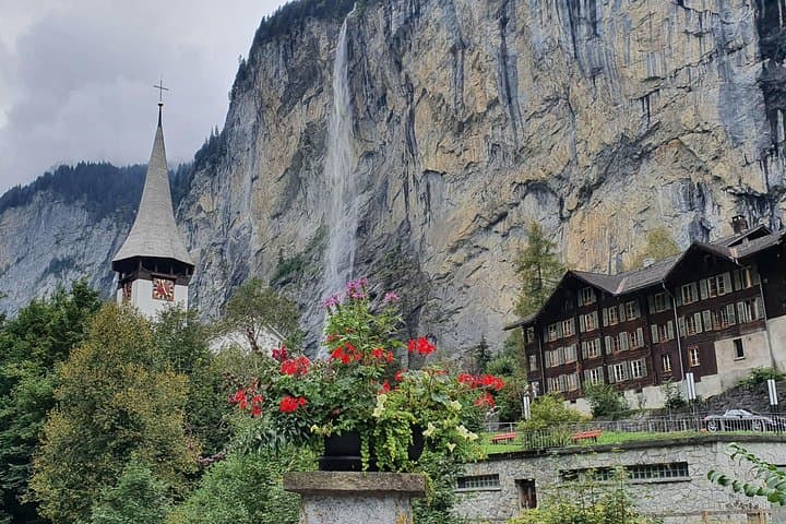 Mountain Majesty: Small-Group Day Tour to Lauterbrunnen and Mürren from Interlaken photo 1