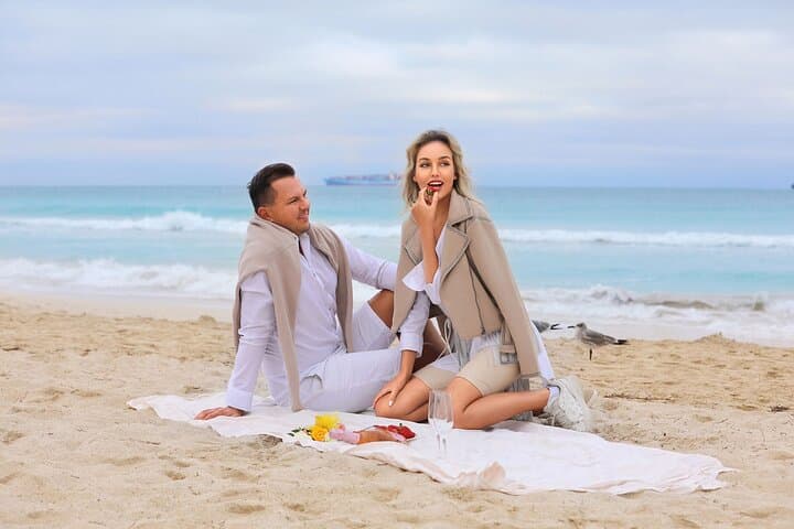 South Pointe Park Photoshoot: Private 1-Hour Miami Beach Session photo 2