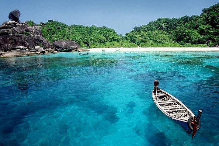 Ilhabela 3-Day Private Island Adventure: Beaches, Waterfalls & 4x4 Jungle Trails