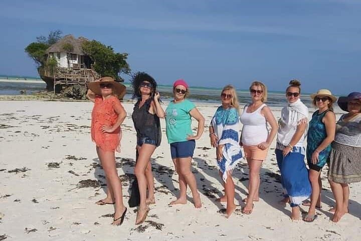 Zanzibar Starfish Blue Lagoon Snorkeling and Lunch at The Rock (Michamvi) photo 2