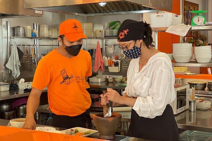 Phuket Market to Wok: Cooking Class, Market Tour & Fruit Carving Experience photo 2