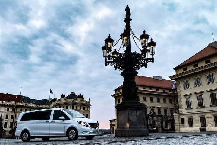 Private Round-Trip Transfer: Prague to Karlovy Vary Minivan (8+1) photo 2