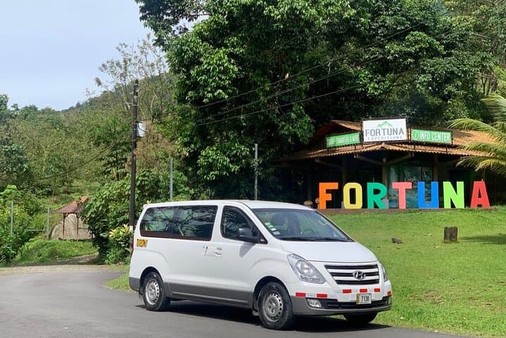 Private VIP Transfer from La Fortuna (Arenal) to Tamarindo, Flamingo & Conchal — Scenic 4-Hour Ride photo 6
