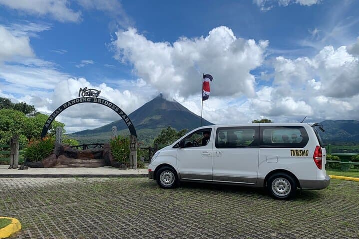Private VIP Transfer from La Fortuna (Arenal) to Tamarindo, Flamingo & Conchal — Scenic 4-Hour Ride photo 4