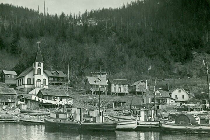 People Water Land Indigenous Cultural and Wildlife Tour — Campbell River Half-Day photo 3