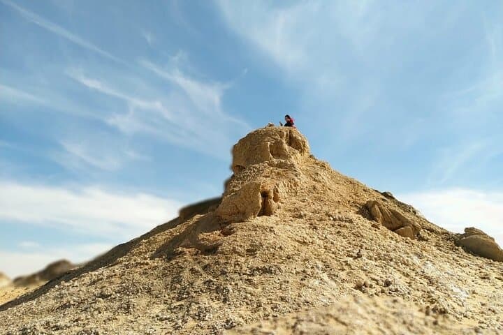 White Desert & Bahariya Oasis: Full-Day 4x4 Adventure from Cairo photo 3