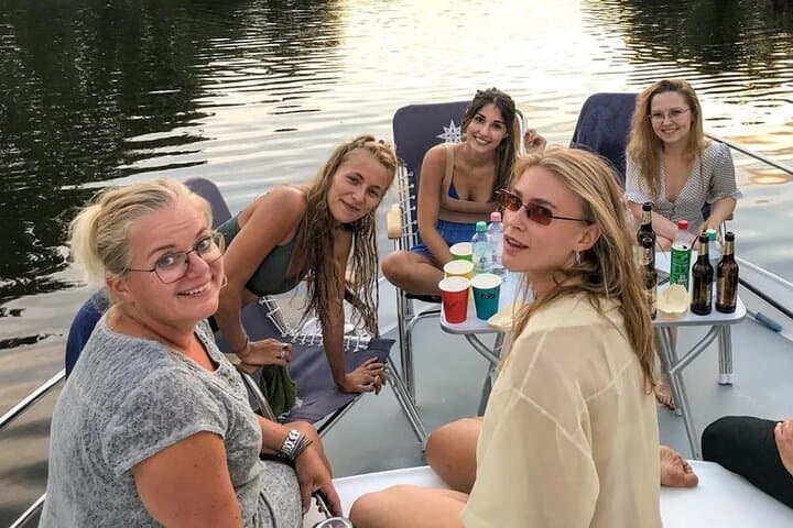Potsdam Lock Tour with Skipper — Havel River, Palaces & Peacock Island photo 5