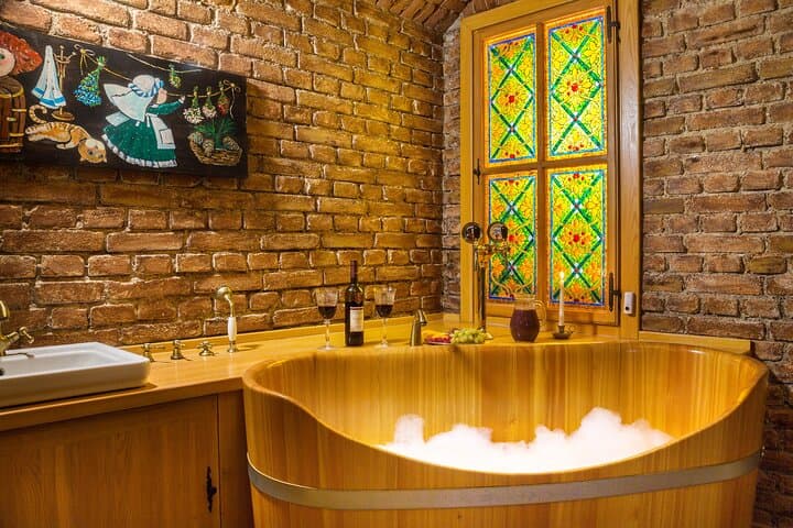 Prague Wine Bath for Two: 1-Hour Larch Tub Spa Experience photo 4