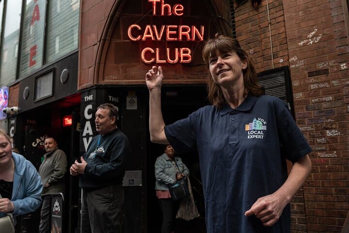 Liverpool City & Cavern Quarter Walking Tour: Beatles, Heritage & Hidden Gems