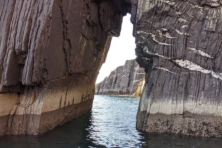 Private 1-Hour Skippered Boat Tour on the Dingle Peninsula — Cliffs, Sea Arches & Dolphins photo 2