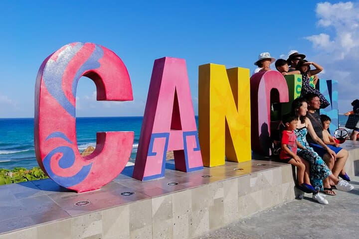 Cancún City Half-Day: El Meco Ruins, Mercado 28 & Playa Delfines photo 3