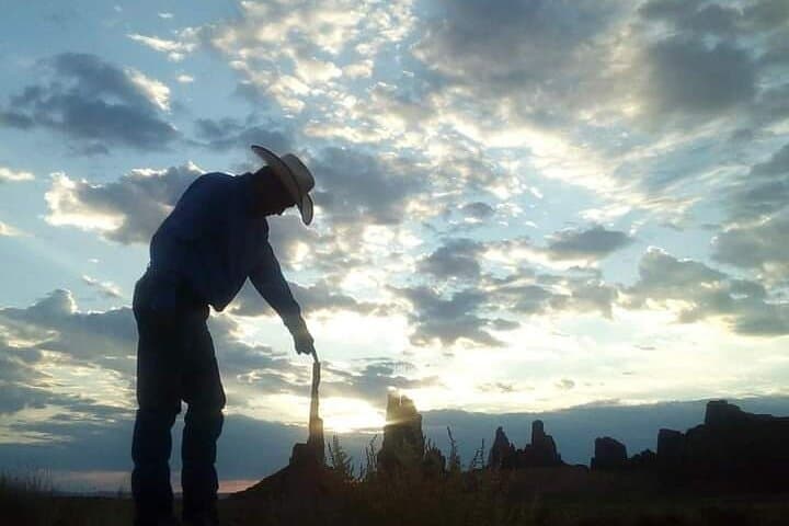 Monument Valley Historical Jeep Tour: Explore Navajo Land’s Iconic Landscapes and Culture photo 5