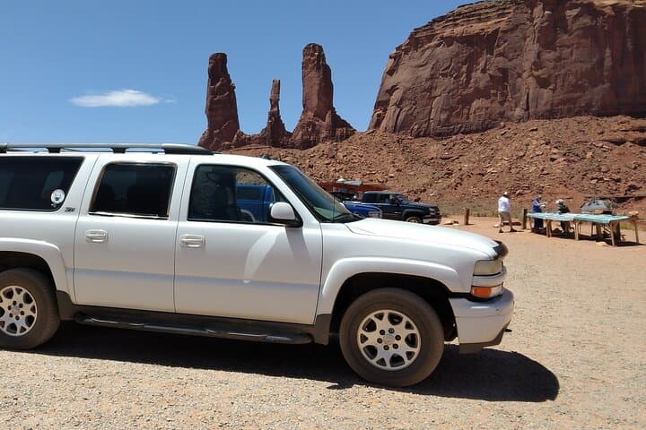 Monument Valley Historical Jeep Tour: Explore Navajo Land’s Iconic Landscapes and Culture photo 6