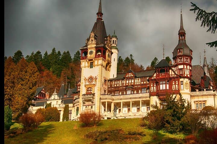 Day Trip from Bucharest: Bran (Dracula) Castle, Peles Castle & Brașov City photo 6