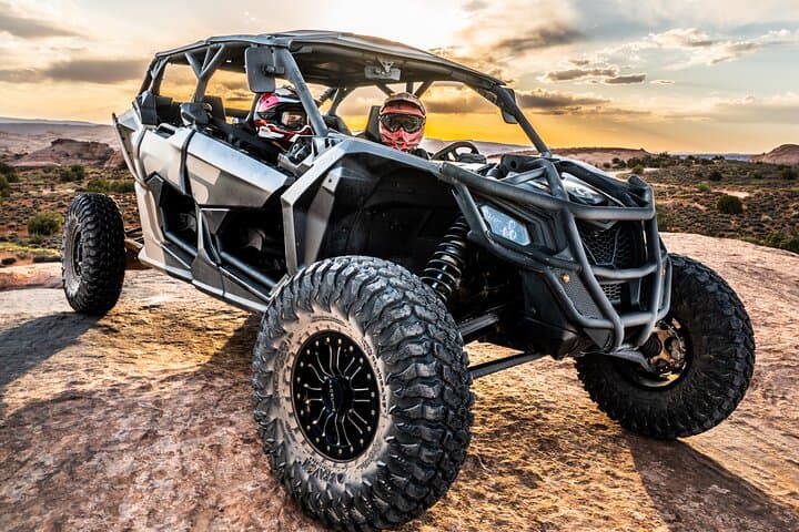 Conquer Moab’s Hell’s Revenge: Ultimate Guided U-Drive Off-Road Adventure photo 6