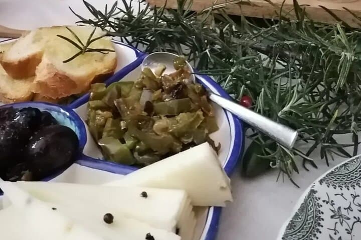 Sant'Ambrogio Olive Oil Tour near Cefalù: Tasting at Garbo Mill photo 3