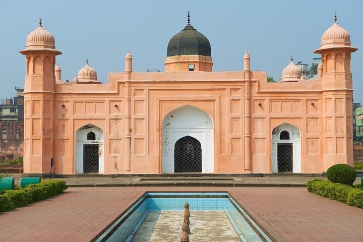 Full-Day Dhaka City Tour: Historical Sights, Riverfront Markets & Modern Architecture