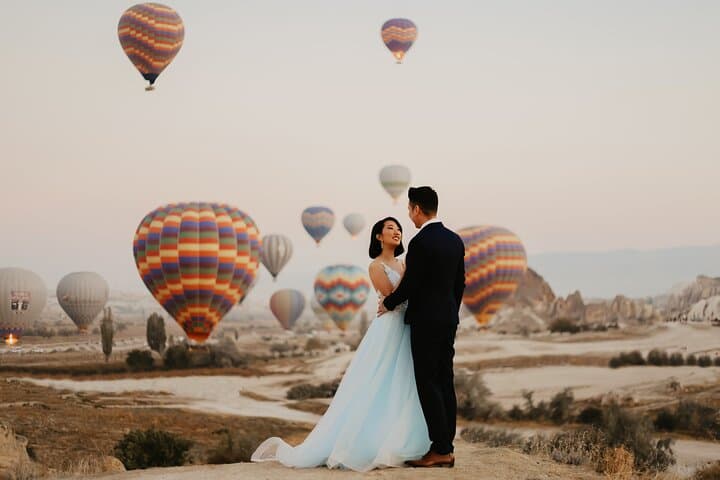Sunrise Photo Shoot in Cappadocia with Hot Air Balloons