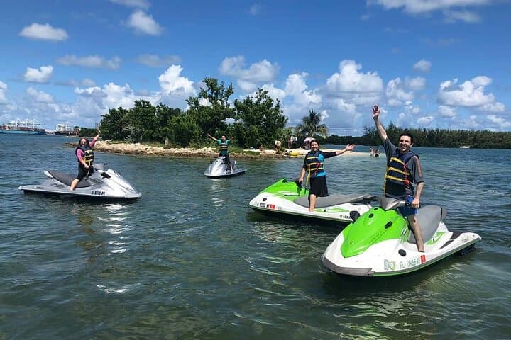 Miami Small-Group Jet Ski Tour: Biscayne Bay Skyline, Star & Fisher Islands photo 2