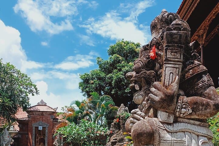 Full-Day Private Ubud Tour with Pickup — Temples, Waterfalls & Rice-Field Views photo 2