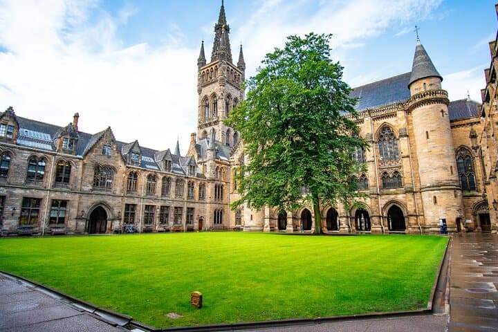 Private Oxford Day Trip from London: Colleges, Bodleian & Countryside photo 2