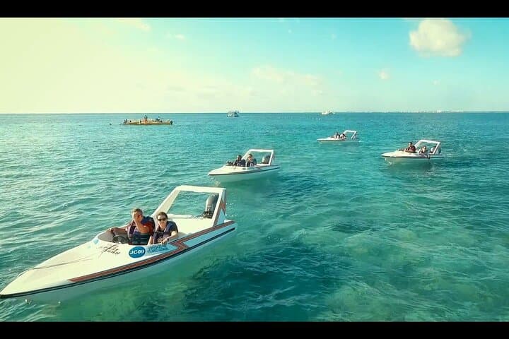 Speed Boats Through Nichupté Lagoon & Punta Nizuc Snorkel Tour photo 6