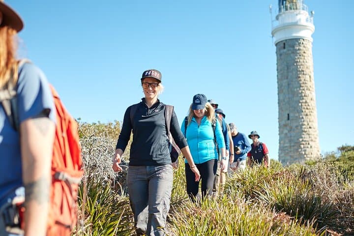 Bay of Fires 4-Day Hiking Tour: Larapuna to The Gardens Coastal Walk photo 4