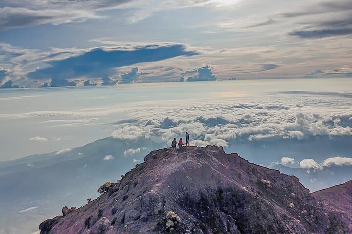 Complete Mt Rinjani 3-Day Summit Trek: Crater Rim, Segara Anak & Hot Springs photo 2