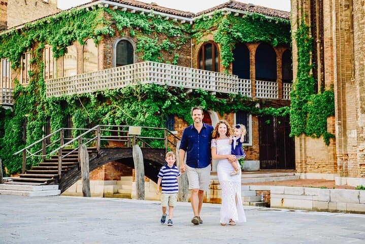 Private Photographer in Venice: Iconic St. Mark's Photo Session photo 6