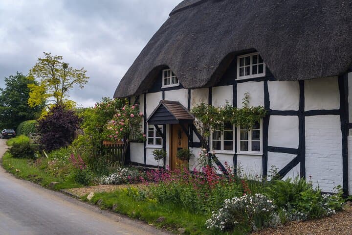 Private Cotswolds Day Tour: Stow, Bibury, Broadway & Bourton photo 6