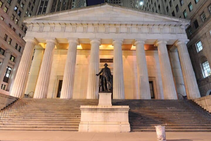 NYC Financial District & 9/11 Memorial Guided Walking Tour photo 3