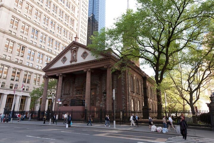 NYC Financial District & 9/11 Memorial Guided Walking Tour photo 4