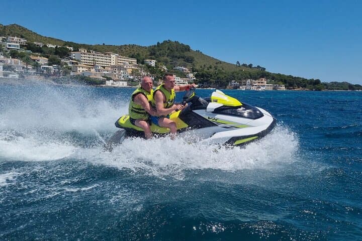 Jetski Rental in Alcudia Bay: 60-Minute Power Ride in Mallorca photo 1