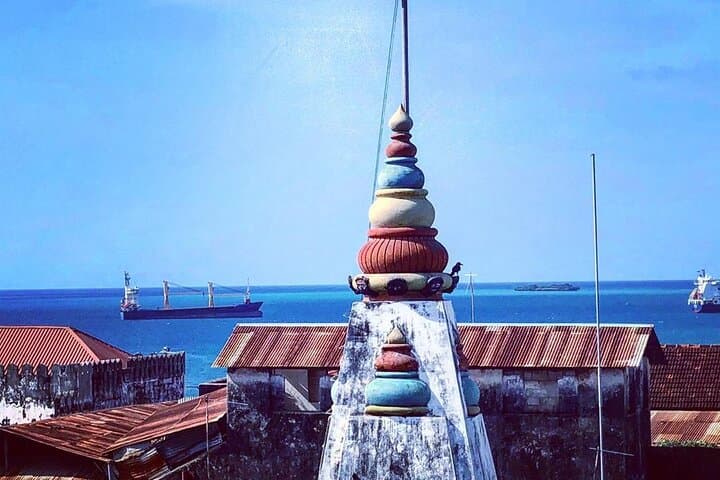 Zanzibar Full-Day: Stone Town, Jozani Forest, Kuza Cave & Blue Lagoon Adventure photo 3