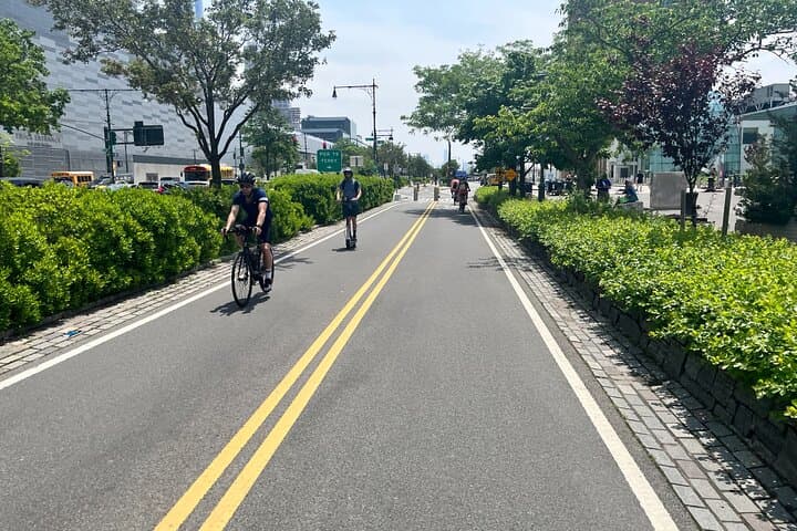 Hudson River Park Bicycle Rental — Explore Manhattan’s Waterfront by Bike photo 3