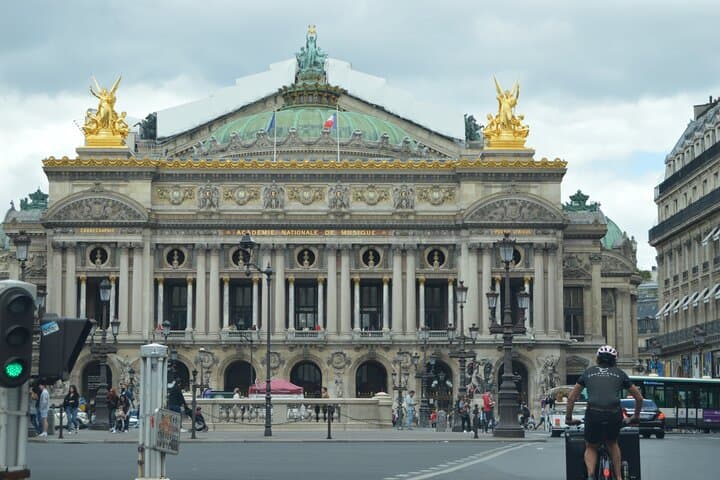 Paris Private Layover Tour: Electric Panoramic Car Highlights in 4–5 Hours photo 5