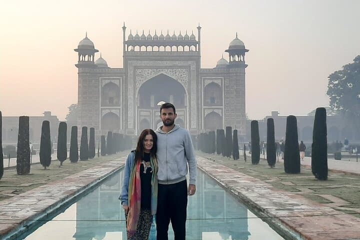 Lion Safari and Taj Mahal Overnight Tour from Delhi photo 4