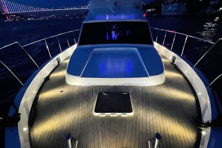 Private 2-Hour Bosphorus Yacht Cruise Between Europe and Asia photo 3