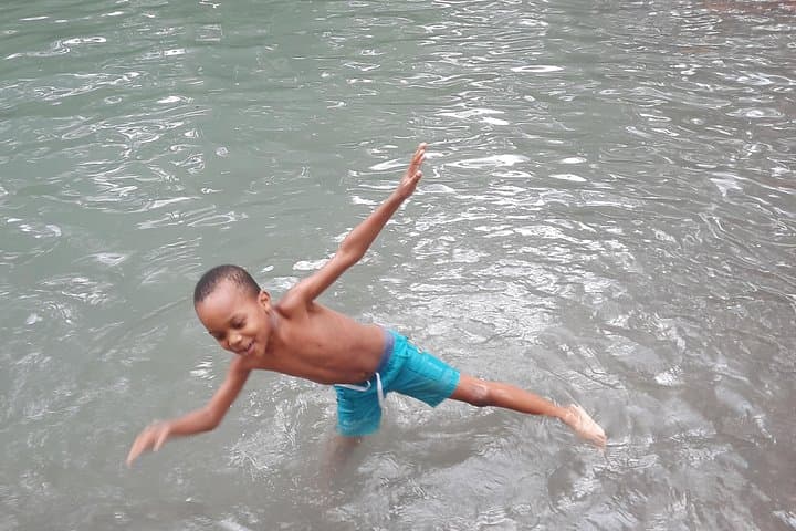 Martha Brae River Tubing from Montego Bay — Tubes to Bengal Beach photo 4