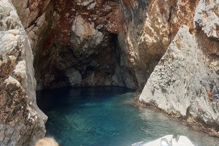 Hvar Red Rocks & Southern Coast Private Boat Tour photo 4
